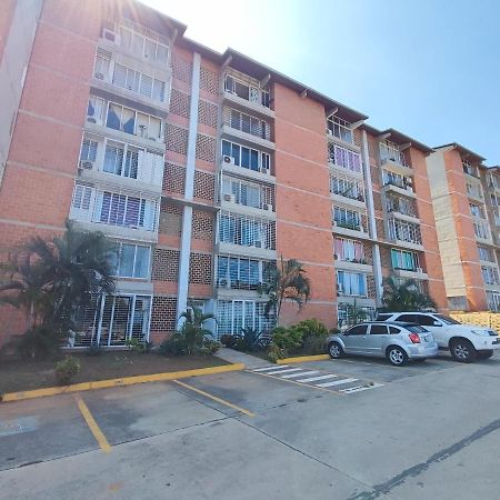 Apartamento Frente Al Aeropuerto De Maiquetía Eksteriør billede