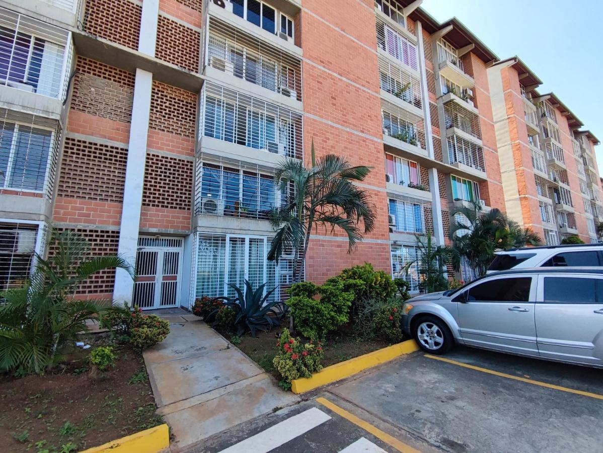 Apartamento Frente Al Aeropuerto De Maiquetía Eksteriør billede