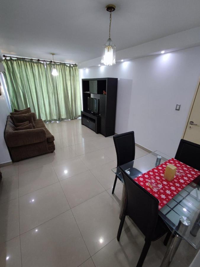 Apartamento Frente Al Aeropuerto De Maiquetía Eksteriør billede